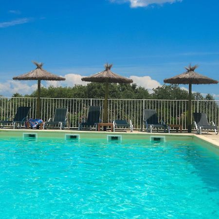 Hotel Restaurant Le Gardon - Pont Du Gard Collias ภายนอก รูปภาพ