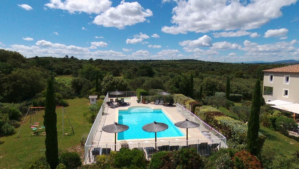 Hotel Restaurant Le Gardon - Pont Du Gard Collias ภายนอก รูปภาพ