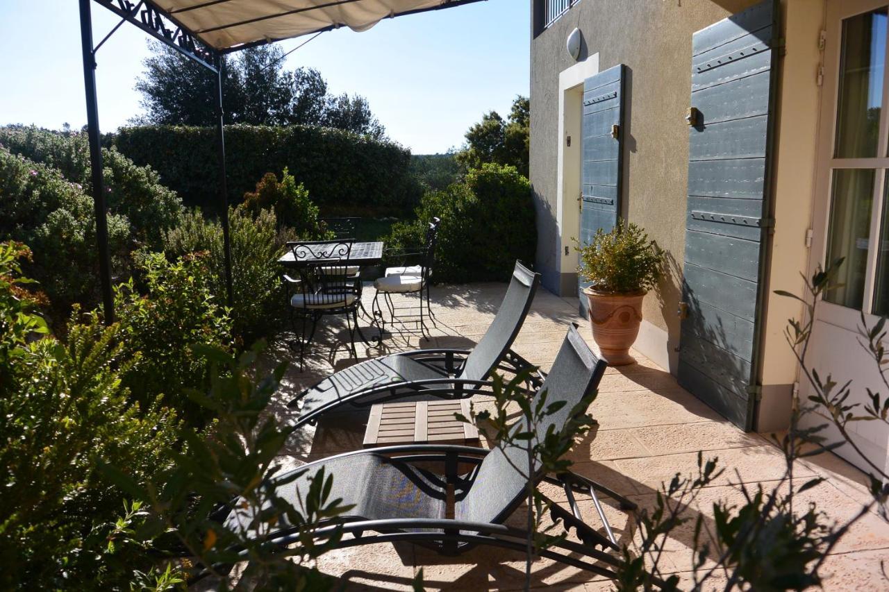 Hotel Restaurant Le Gardon - Pont Du Gard Collias ภายนอก รูปภาพ