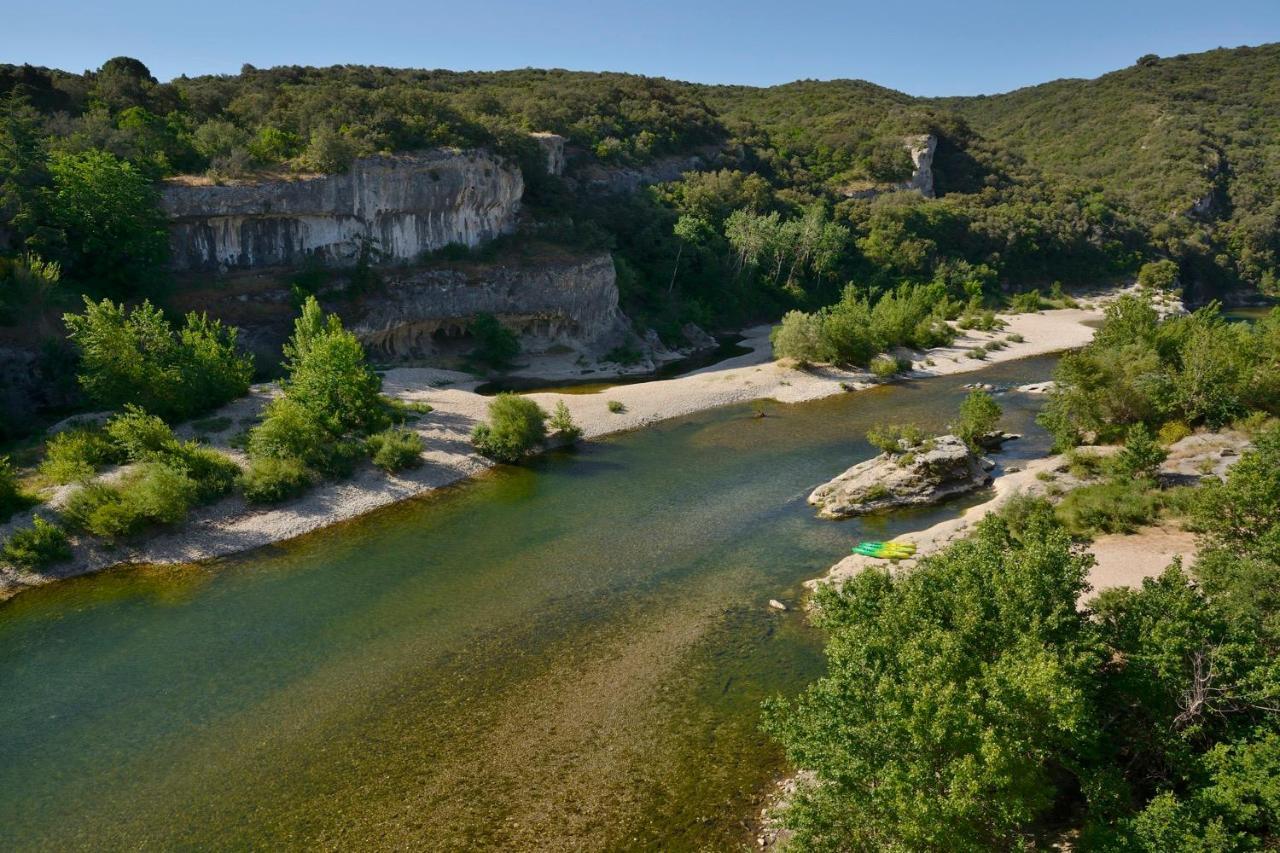 Hotel Restaurant Le Gardon - Pont Du Gard Collias ภายนอก รูปภาพ